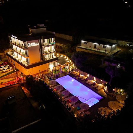 קסאמיל Hotel Memaj מראה חיצוני תמונה
